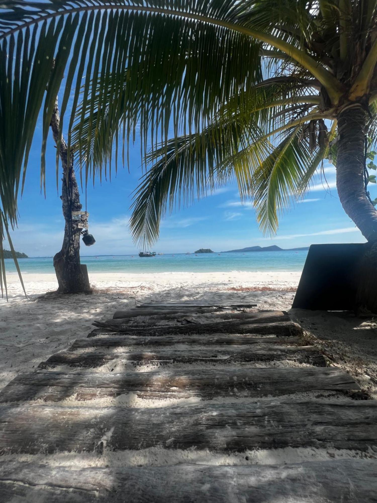 Rafikis Hostel Pulau Koh Rong Bagian luar foto